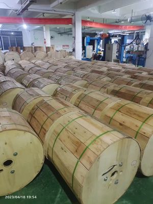 ADSS 12 24 48 Rentang Inti 100m 200m Benang Armid Kabel Serat Optik Luar Ruangan