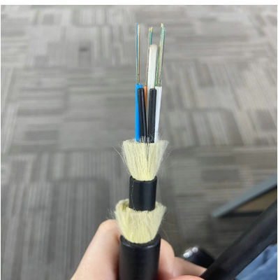 Outdoor MultiMode / Single Mode 4 8 12 24 48 Inti Kabel Serat Optik ADSS