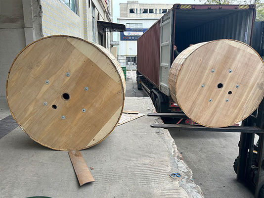 Kabel Fiber Optik ADSS 96 Inti Selubung PE Rentang 600m