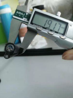 2KM Gambar 8 Dukungan Mandiri 24 Core Fiber Optic Cable Single Mode