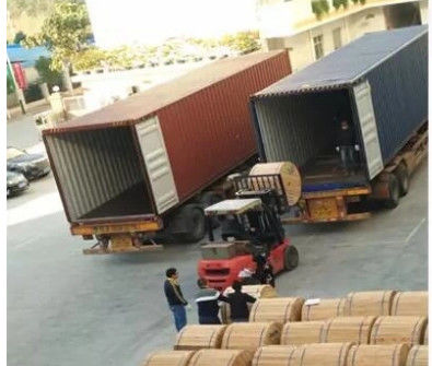 GYXTW 12 Core Fiber Optic Cable G652D Loose Tube Lapis Baja Dengan Kabel Baja