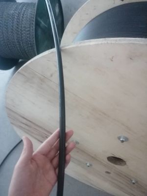 Kabel Serat Optik Lapis Baja Bawah Tanah Central Loose Tube 4 Core